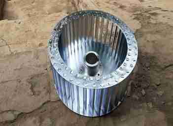 Impellers inlet discharge chutes