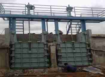 Sluice gates