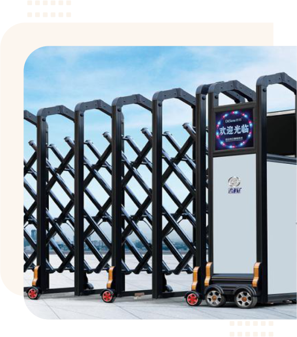 auto retractable gate